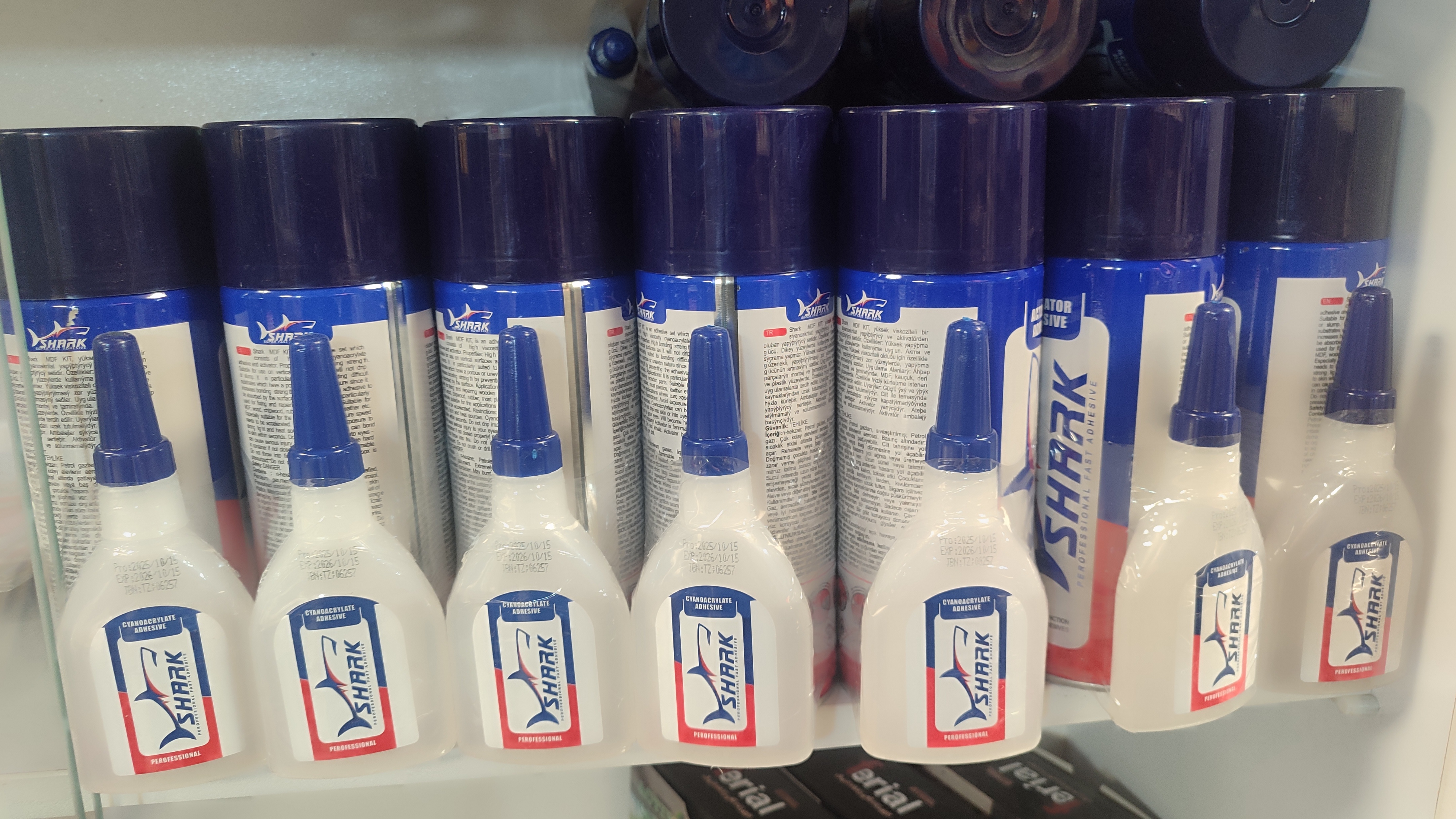 چسب ۱۲۳ سایز بزرگ شارک